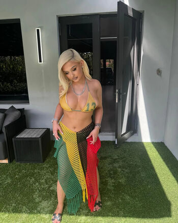 Full leaked Alabama barker private onlyfans photo