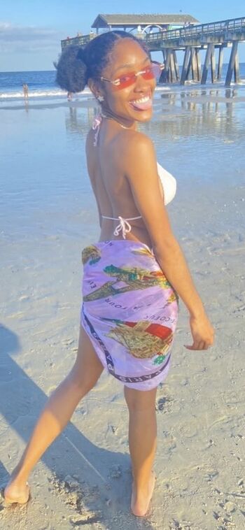 Full leaked Alanamichelle private onlyfans photo