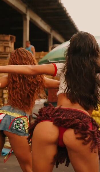 Full leaked Alane dias page private onlyfans photo