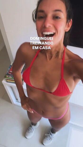 Full leaked Alane dias private onlyfans photo