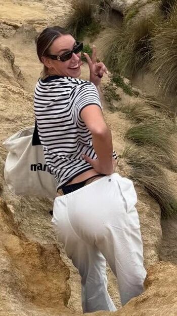 Full leaked Alanna smith private onlyfans photo