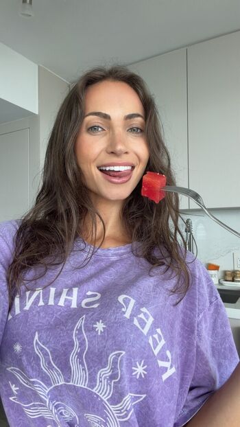 Full leaked Alannalouise page private onlyfans photo