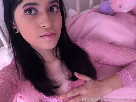 Full leaked Alaska zade private onlyfans photo