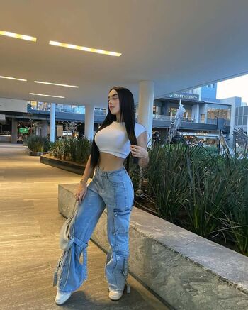 Full leaked Alejandra lm private onlyfans photo