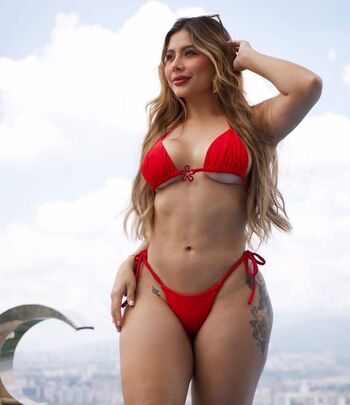 Full leaked Alejandrabuitragoarias private onlyfans photo