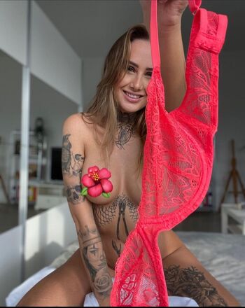 Full leaked Alertacomrades private onlyfans photo