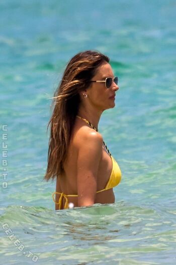 Full leaked Alessandra ambrosio  page private onlyfans photo