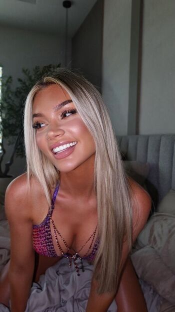Full leaked Alexa collins page private onlyfans photo