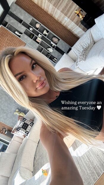 Full leaked Alexa collins page private onlyfans photo