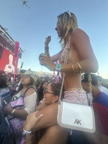 Full leaked Alexa kennedy private onlyfans photo
