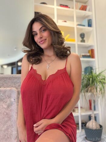 Full leaked Alexa pearl private onlyfans photo