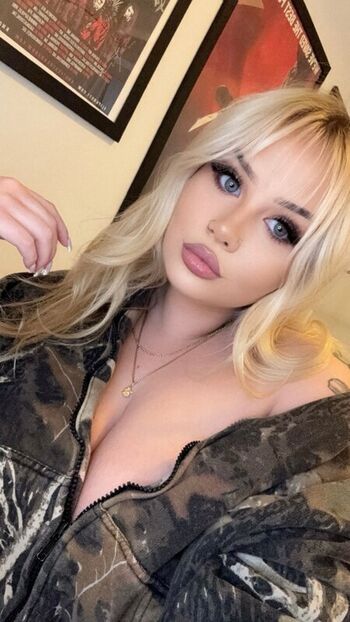 Full leaked Alexis whitford private onlyfans photo