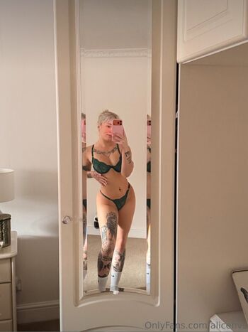 Full leaked Alharvs private onlyfans photo