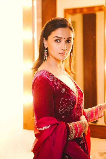 Full leaked Alia bhat private onlyfans photo