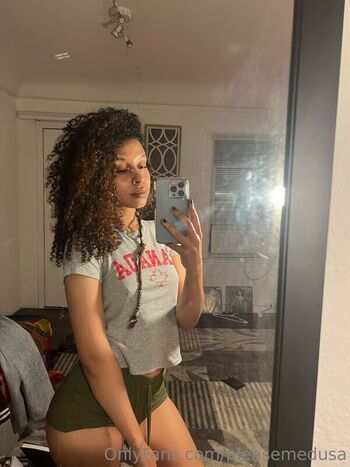 Full leaked Aliakadir private onlyfans photo
