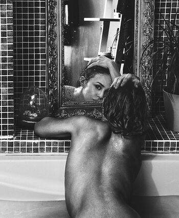 Full leaked Alice beladi private onlyfans photo