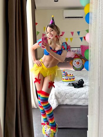 Full leaked Alice delish  page private onlyfans photo