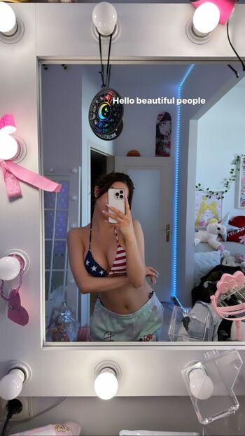 Full leaked Alice delish page private onlyfans photo