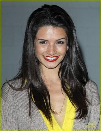 Alice Greczyn