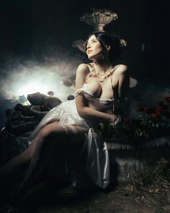 Alina Becker - Social Media