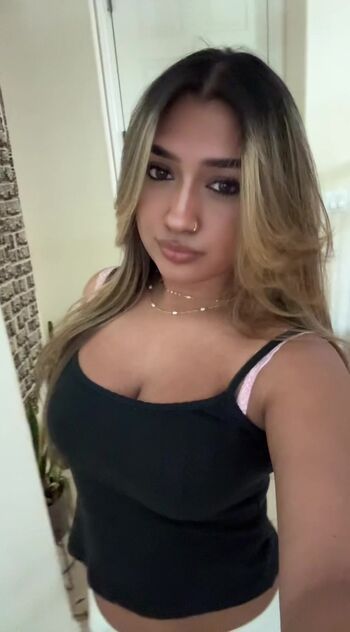 Full leaked Alina shaikh page private onlyfans photo