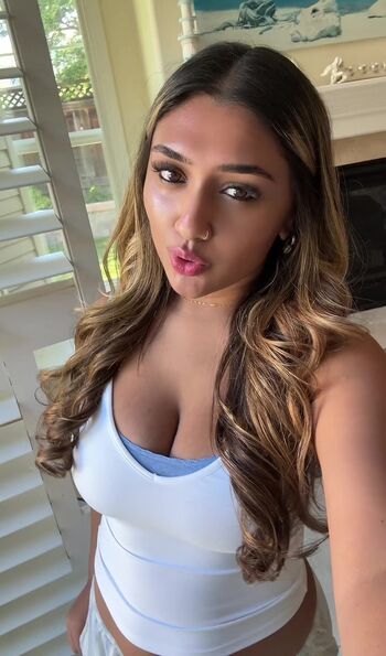 Full leaked Alina shaikh page private onlyfans photo