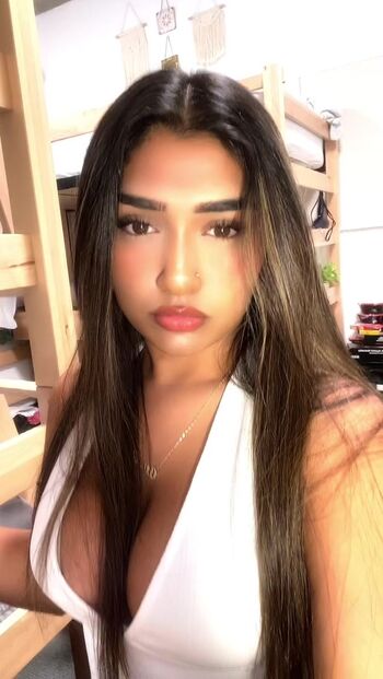 Full leaked Alina shaikh private onlyfans photo