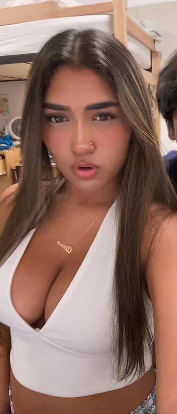 Full leaked Alina shaikh private onlyfans photo