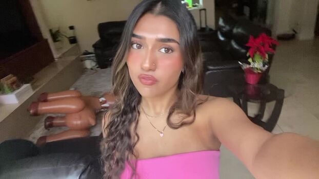 Full leaked Alina shaikh private onlyfans photo