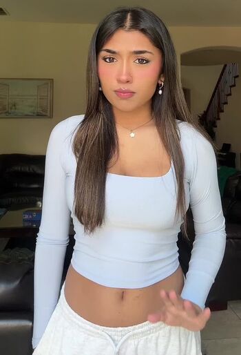 Full leaked Alina shaikh private onlyfans photo