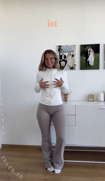 Full leaked Alina wachinger  page private onlyfans photo
