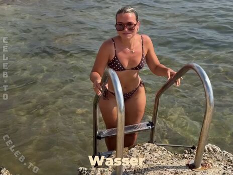 Full leaked Alina wachinger page private onlyfans photo