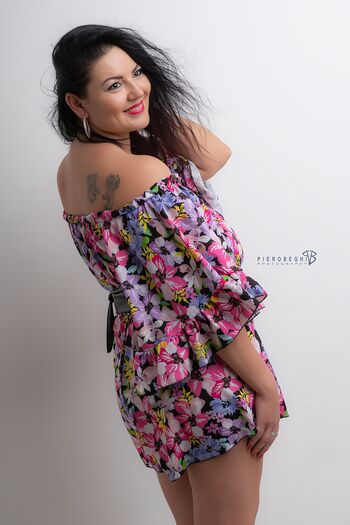 Full leaked Alinaramona private onlyfans photo