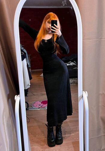 Full leaked Alinavorobey private onlyfans photo