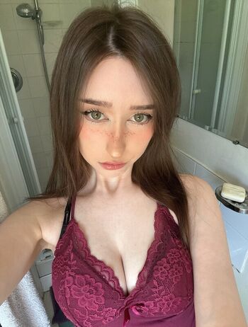 Full leaked Allykitti private onlyfans photo