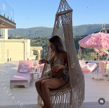Full leaked Almira azemi private onlyfans photo
