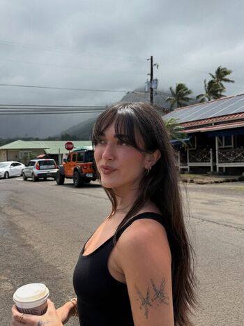 Full leaked Alohalaia private onlyfans photo