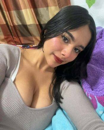 Full leaked Alondraaatrejo private onlyfans photo