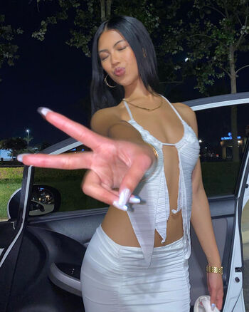 Full leaked Alyanna joelle page private onlyfans photo