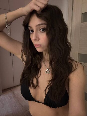 Alyona Bobrova / bobriha (БОБРИХА)