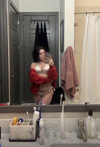 Full leaked Alysajanaeee private onlyfans photo