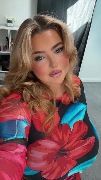 Full leaked Alyssa garbett private onlyfans photo