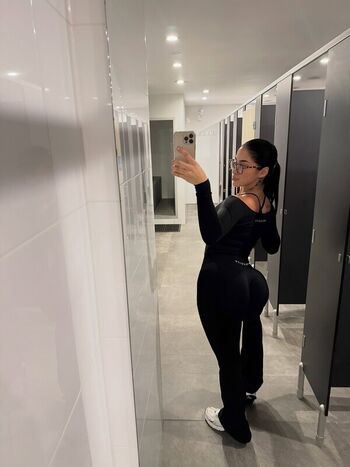 Full leaked Alyssiarosee private onlyfans photo