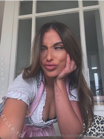 Amanda Chivas