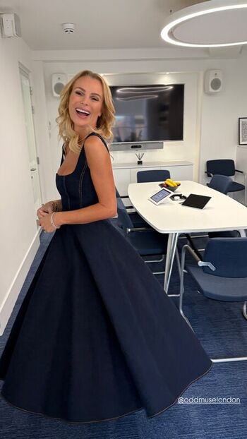 Full leaked Amanda holden  page private onlyfans photo