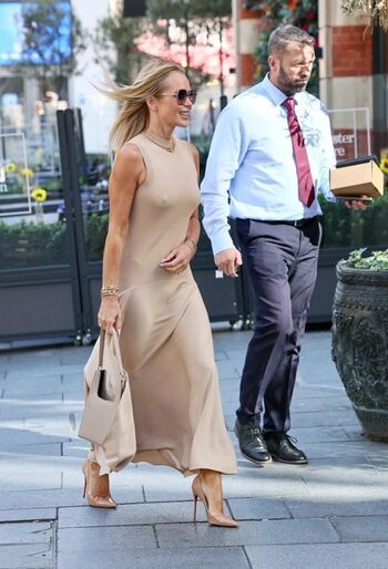 Full leaked Amanda holden  page private onlyfans photo