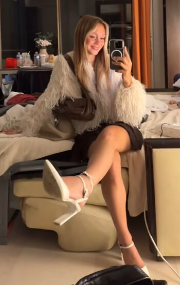 Full leaked Amandrieu private onlyfans photo