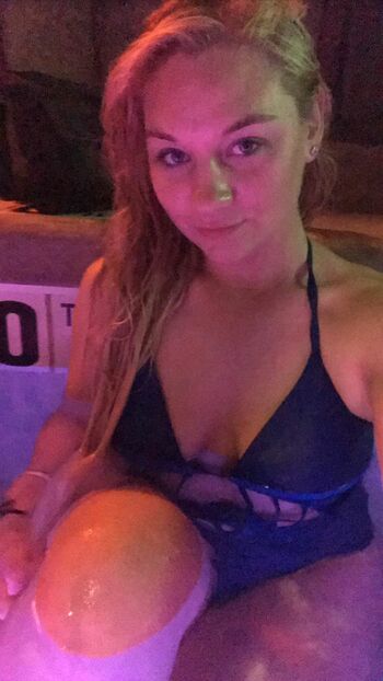 Full leaked Amateur girls page private onlyfans photo