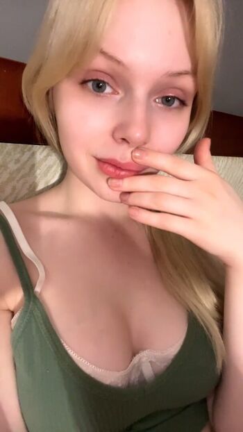 Full leaked Amateur streamers page private onlyfans photo
