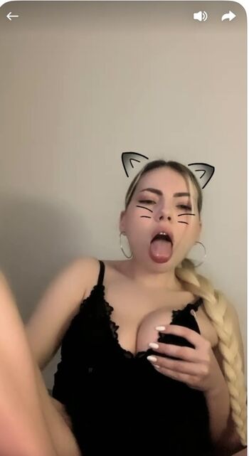 Full leaked Amateur streamers page private onlyfans photo